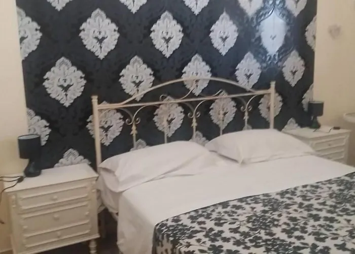 住宿加早餐酒店 Al Duomo 雷焦卡拉布里亚